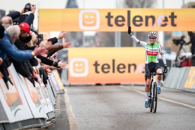 Belgian Sanne Cant crosses the finish line at the women elite race of the Noordzeecross cyclocross cycling event in Middelkerke, the eighth and last race of the Superprestige competition on Saturday 08 February 2025. DAVIDxPINTENS  x111998951x