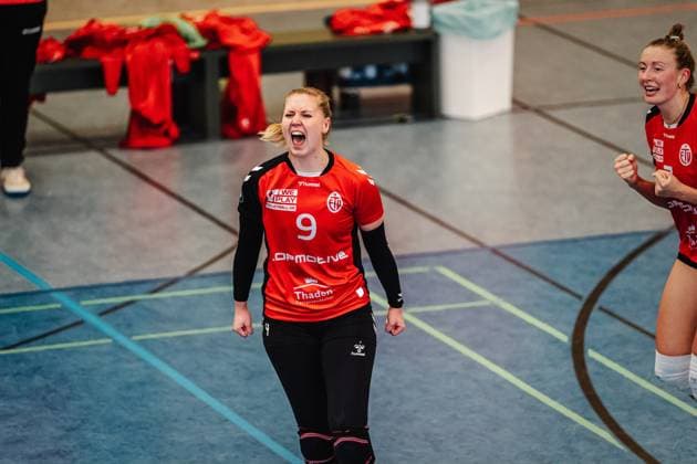 Volleyball Frauen Saison 2024 2025 2. Volleyball Bundesliga Frauen Pro ETV Hamburg vs. VCO Dresden 08.02.2025 Luise Klein ( 9, ETV Hamburg) jubelt Hamburg Lokstedter Steindamm 52 Hamburg Deutschland