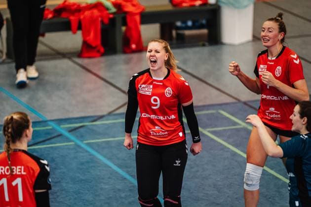 Volleyball Frauen Saison 2024 2025 2. Volleyball Bundesliga Frauen Pro ETV Hamburg vs. VCO Dresden 08.02.2025 Luise Klein ( 9, ETV Hamburg) jubelt Hamburg Lokstedter Steindamm 52 Hamburg Deutschland
