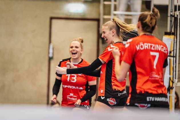 Volleyball Frauen Saison 2024 2025 2. Volleyball Bundesliga Frauen Pro ETV Hamburg vs. VCO Dresden 08.02.2025 Anna Hartig ( 5, ETV Hamburg) jubelt Hamburg Lokstedter Steindamm 52 Hamburg Deutschland