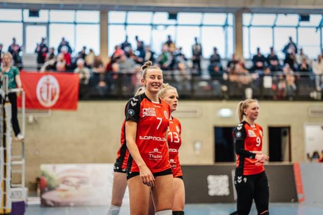 Volleyball Frauen Saison 2024 2025 2. Volleyball Bundesliga Frauen Pro ETV Hamburg vs. VCO Dresden 08.02.2025 Leonie Körtzinger ( 7, ETV Hamburg) Hamburg Lokstedter Steindamm 52 Hamburg Deutschland
