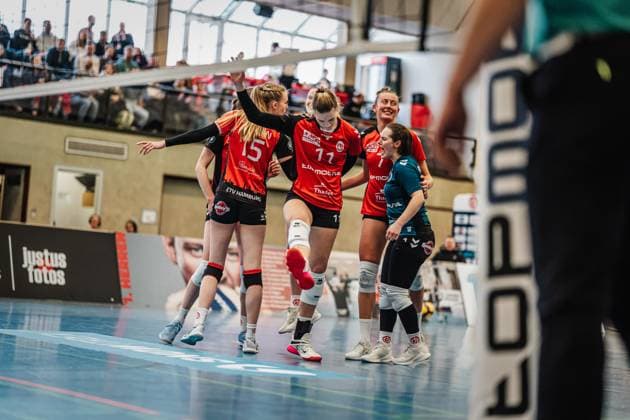 Volleyball Frauen Saison 2024 2025 2. Volleyball Bundesliga Frauen Pro ETV Hamburg vs. VCO Dresden 08.02.2025 ETV jubelt Hamburg Lokstedter Steindamm 52 Hamburg Deutschland