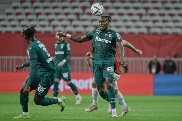 FOOTBALL : OGC Nice vs RC Lens - ligue 1 - 8 02 25 RC Lens s 8 M Bala Nzola during the during the French L1 football match between Nice (OGC Nice) and Lens (RC Lens) at Allianz Riviera Stadium of Nice, south France, on February 8, 2025. NICEFrance  Copyright: xfredxDIDES psnewzx