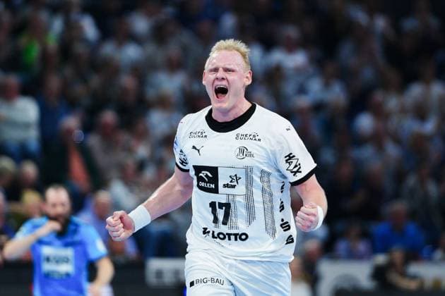 Torjubel Patrick Wiencek (THW Kiel, 17) GER, THW Kiel vs. SC Magdeburg, Handball, Bundesliga, Spieltag, 18, Saison 2024 2025, 08.02.2025 GER, THW Kiel vs. SC Magdeburg, Handball, Bundesliga, Spieltag, 18, Saison 2024 2025, 08.02.2025 Kiel Copyright: xEibner-Pressefoto MarcelxvonxFehrnx EP_MFN
