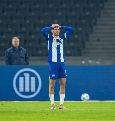 Fussball, Herren, Saison 2024 2025, 2. Bundesliga (21. Spieltag), Hertha BSC - 1. FC Kaiserslautern, v.l. Marton Dardai (Hertha BSC), 08.02. 2025,