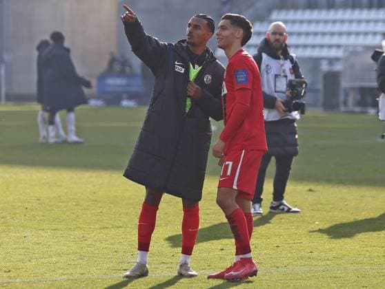08.02.2025, xpfrx, Fussball 2.Bundesliga, SV Darmstadt 98 - SV Elversberg v.l. Filimon Gerezgiher, Frederik Schmahl (Elversberg) (DFL DFB REGULATIONS PROHIBIT ANY USE OF PHOTOGRAPHS as IMAGE SEQUENCES and or QUASI-VIDEO) Darmstadt
