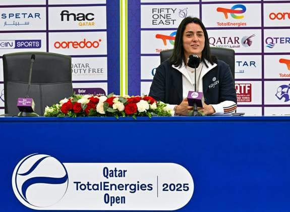 Ons Jabeur of Tunisia press conference, PK, Pressekonferenz Ons Jabeur of Tunisia talks to the media during a press conference ahead of the WTA, Tennis Damen Qatar TotalEnergies Open 2025 tennis tournament at the Khalifa International Tennis Complex in Doha, Qatar, on February 09, 2025. DOHA Qatar Copyright: xNoushadxThekkayilx