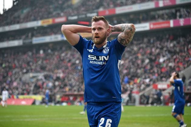 Tomas Kalas (FC Schalke 04) 09.02.2025, Fussball 2. Bundesliga, 21. Spieltag, Saison 2024 2025 1. FC Köln - FC Schalke 04 Koeln Rhein Energie Stadion Nordrhein Westfalen Deutschland