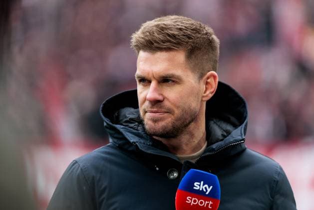 2. Fußball Bundesliga: 1. FC Köln - FC Schalke 04; 09.02.2025 Simon Terodde (Sky Experte) 2. Fußball Bundesliga, 1. FC Köln - FC Schalke 04, Köln, Rheinenergiestadion am 09.02.2025 DFL REGULATIONS PROHIBIT ANY USE OF PHOTOGRAPHS AS IMAGE SEQUENCES AND OR QUASI-VIDEO.