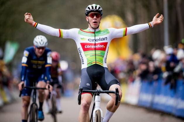 Belgian Laurens Sweeck celebrates as he crosses the finish line to win the men s elite race of the Krawatencross cyclocross in Lille, stage 7 (out of 8) in the X2O Trofee Veldrijden competition, Sunday 09 February 2025. JASPERxJACOBS  x112087957x