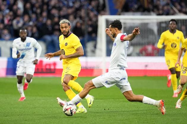Fußball, AJ Auxerre - FC Toulouse AJ Auxerre v Toulouse FC - Ligue 1 McDonald s 2024 2025 13 Joshua KING (tfc) during the Ligue 1 McDonald s match between Auxerre and Toulouse at Stade Abbe Deschamps on February 9, 2025 in Auxerre, France. Auxerre France  Copyright: xFEPx 776279859