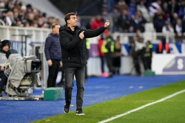 Fußball, AJ Auxerre - FC Toulouse AJ Auxerre v Toulouse FC - Ligue 1 McDonald s 2024 2025 Carles MARTINEZ NOVELL (Entraineur Toulouse TFC) during the Ligue 1 McDonald s match between Auxerre and Toulouse at Stade Abbe Deschamps on February 9, 2025 in Auxerre, France. Auxerre France  Copyright: xFEPx 776279859