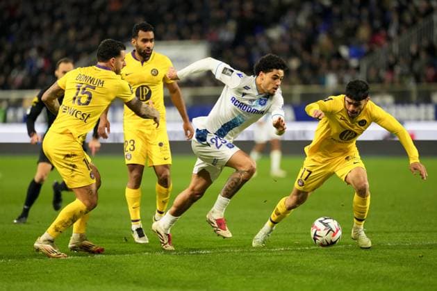 AJ Auxerre v Toulouse FC - Ligue 1 McDonald s 2024 2025 23 Ki-Jana HOEVER (aja) during the Ligue 1 McDonald s match between Auxerre and Toulouse at Stade Abbe Deschamps on February 9, 2025 in Auxerre, France. Auxerre France  Copyright: xFEPx 776279859