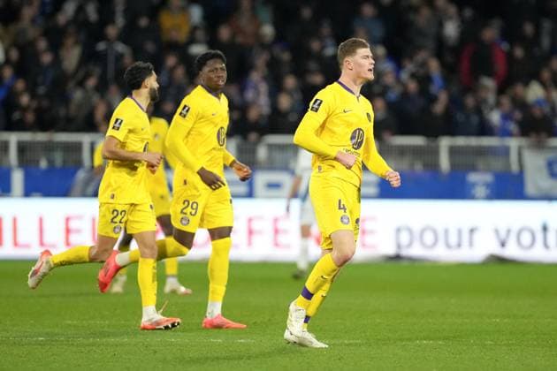 AJ Auxerre v Toulouse FC - Ligue 1 McDonald s 2024 2025 04 Charlie CRESSWELL (tfc) during the Ligue 1 McDonald s match between Auxerre and Toulouse at Stade Abbe Deschamps on February 9, 2025 in Auxerre, France. Auxerre France  Copyright: xFEPx 776279859