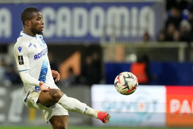 AJ Auxerre v Toulouse FC - Ligue 1 McDonald s 2024 2025 25 Hamed Junior TRAORE (aja) during the Ligue 1 McDonald s match between Auxerre and Toulouse at Stade Abbe Deschamps on February 9, 2025 in Auxerre, France. Auxerre France  Copyright: xFEPx 776279859