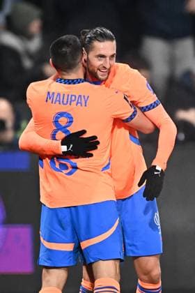 Angers SCO v Olympique de Marseille - Ligue 1 McDonald s 2024 2025 25 Adrien RABIOT (om) during the Ligue 1 McDonald s match between Angers and Marseille at Stade Raymond Kopa on February 9, 2025 in Angers, France. Angers France  Copyright: xFEPx 776279730
