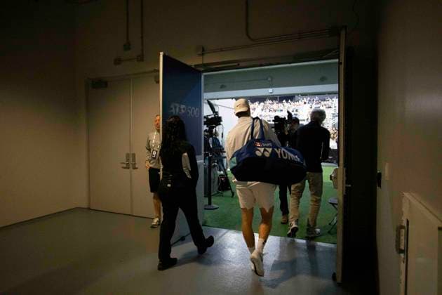 February 9, 2025, Frisco, Texas, USA: DENIS SHAPOVALOV (CAN) walks out of the tunnel before a singles final match against CASPER RUUD (NOR) during day eight of the 2025 ATP, Tennis Herren 500 Dallas Open at the Star in Frisco, TX. DENIS SHAPOVALOV (CAN) defeated CASPER RUUD (NOR), 7:6, 6:3. Frisco USA - ZUMAh193 20250209_zsp_h193_013 Copyright: xDanielxMcGregor-Huyerx