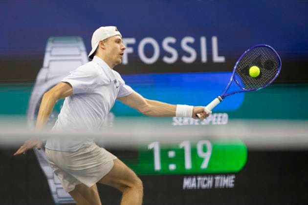 February 9, 2025, Frisco, Texas, USA: DENIS SHAPOVALOV (CAN) returns with a forehand in a singles final match against CASPER RUUD (NOR) during day eight of the 2025 ATP, Tennis Herren 500 Dallas Open at the Star in Frisco, TX. DENIS SHAPOVALOV (CAN) defeated CASPER RUUD (NOR), 7:6, 6:3. Frisco USA - ZUMAh193 20250209_zsp_h193_025 Copyright: xDanielxMcGregor-Huyerx