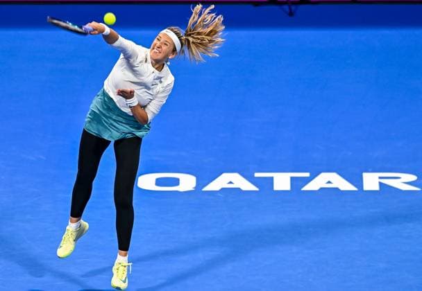WTA, Tennis Damen QATAR OPEN TENNIS TOURNAMENT FIRST ROUND Victoria Azarenka competes in her 1st round match against Amanda Anisimova of United States during the WTA Qatar TotalEnergies Open 2025 tennis tournament at the Khalifa International Tennis Complex in Doha, Qatar, on February 9, 2025. Copyright: xNOUSHADx