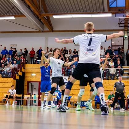 09.02.2025, GER, Volleyball, 2.BL Maenner Sued, Saison 2024 2025, Blue Volleys Gotha - Barock Volleys MTV Ludwigsburg Daniel Mark Ridings (Blue Volleys Gotha) 99867 Gotha Sporthalle Sportanlage Ernesti Thüringen Deutschland