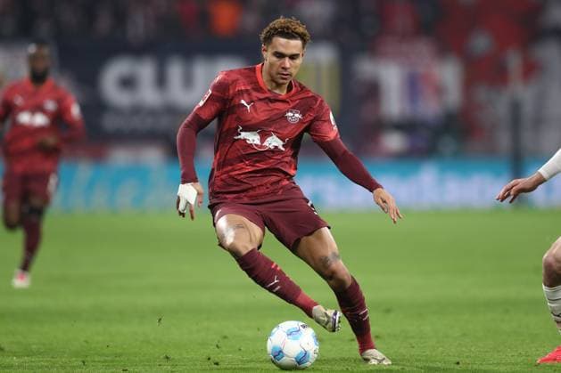 09.02.2025, xtgx, Fussball 1. Bundesliga, RB Leipzig - FC St. Pauli emspor, v.l. Antonio Nusa (Leipzig, 7) Freisteller, Einzelbild, Ganzkoerper, single frame (DFL DFB REGULATIONS PROHIBIT ANY USE OF PHOTOGRAPHS as IMAGE SEQUENCES and or QUASI-VIDEO) Leipzig