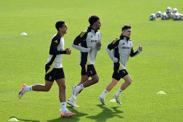 Alberto Costa,Renato Veiga and Francisco Conceicao of Juventus FC during the 2024 2025 Champions League training at JTC Continassa on February 10, 2025 in Turin, Italy - ph Giuliano Marchisciano  Copyright: xGiulianoxMarchisciano IPAxSportx xipa-agency.netx xx IPA_53886958 IPA_Agency_IPA53886958