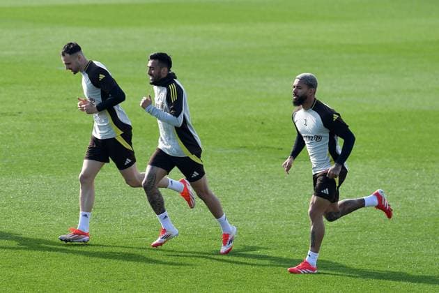 Federico Gatti,Nicolas Gonzales and Douglas Luiz of Juventus FC during the 2024 2025 Champions League training at JTC Continassa on February 10, 2025 in Turin, Italy - ph Giuliano Marchisciano  Copyright: xGiulianoxMarchisciano IPAxSportx xipa-agency.netx xx IPA_53886960 IPA_Agency_IPA53886960