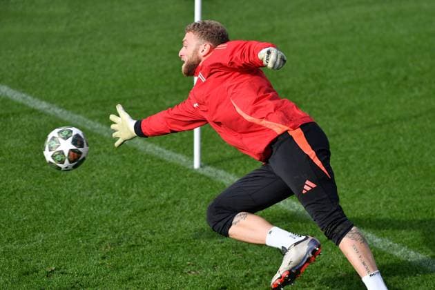 Michele Di Gregorio of Juventus FC during the 2024 2025 Champions League training at JTC Continassa on February 10, 2025 in Turin, Italy - ph Giuliano Marchisciano  Copyright: xGiulianoxMarchisciano IPAxSportx xipa-agency.netx xx IPA_53886990 IPA_Agency_IPA53886990