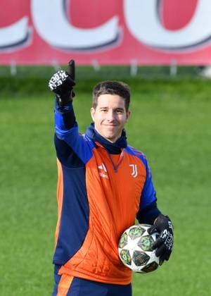 Iago Lozano goalkeeper coach of Juventus FC during the 2024 2025 Champions League training at JTC Continassa on February 10, 2025 in Turin, Italy - ph Giuliano Marchisciano  Copyright: xGiulianoxMarchisciano IPAxSportx xipa-agency.netx xx IPA_53887009 IPA_Agency_IPA53887009
