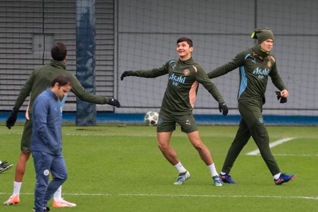 Manchester City 10 02 2025. Training session Abdukodir Khusanov (45) of Manchester City during the training session ahead of Manchester City vs Real Madrid in the Champions League, at the Etihad Stadium, Manchester, England on 10 February 2025. Manchester Etihad Stadium Manchester England Editorial use only , Copyright: xConorxMolloyx PSI-21433-0056