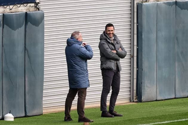UEFA Champions League Manchester City Training session Manchester City sporting director Hugo Viana during the UEFA Champions League Manchester City Training session at Etihad Campus, Manchester, United Kingdom, 10th February 2025 (Photo by Mark Cosgrove News Images) Manchester Etihad Stadium Manchester United, ManU Kingdom Copyright: xMarkxCosgrove NewsxImagesx