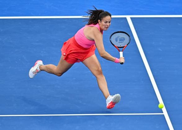 WTA, Tennis Damen QATAR OPEN TENNIS TOURNAMENT ROUND OF 64 Daria Kasatkina competes in her round of 64 match against Polina Kudermetova ahead of the WTA Qatar TotalEnergies Open 2025 tennis tournament at the Khalifa International Tennis Complex in Doha, Qatar, on February 10, 2025. Copyright: xNOUSHADx