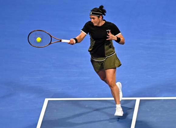 WTA, Tennis Damen QATAR OPEN TENNIS TOURNAMENT ROUND OF 64 Ons Jabeur of Tunisia competes in her round of 64 match against McCartney Kessler of the United States during the WTA Qatar TotalEnergies Open 2025 tennis tournament at the Khalifa International Tennis Complex in Doha, Qatar, on February 10, 2025. Copyright: xNOUSHADx