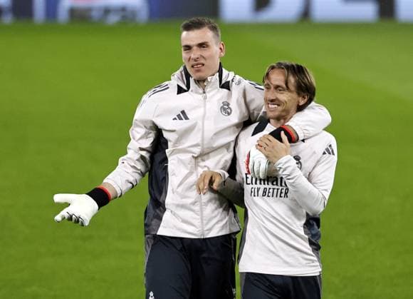 10th February 2025, Etihad Stadium, Manchester, England; press conference, PK, Pressekonferenz ahead of the UEFA Champions League play off match against Real Madrid in Manchester, England. Luka Modric and Andriy Lunin of Real Madrid share a joke during the open training session at the Etihad Stadium ahead of tomorrow s Champions League play-off first leg against Manchester City  ActionPlus12749708 AlanxMartin