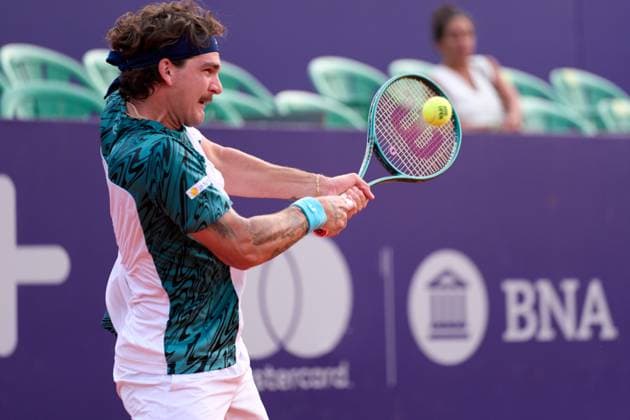 Thiago Seyboth Wild of Brazil returns a backhand to Facundo Diaz Acosta of Argentina during their first round match at the IEB+ Argentina Open 2025 at Buenos Aires Lawn Tennis Club February 10, 2025 in Buenos Aires, Argentina. (Photo by Camilla Stolen, Imago) Buenos Aires Argentina Copyright: xCamillaxStolenx L1010971