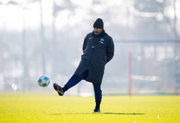 Fussball, Herren, Saison 2024 25, 2. Bundesliga, Hertha BSC, Training, Trainer Cristian Fiel (Hertha BSC), 11.02. 2025,