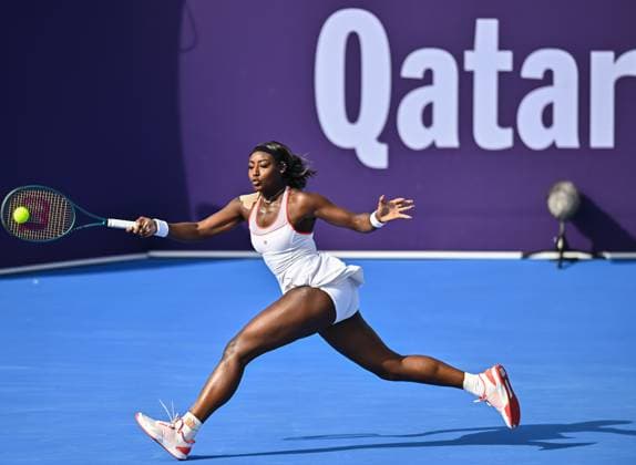 WTA, Tennis Damen QATAR OPEN TENNIS TOURNAMENT ROUND OF 32 Alycia Parks of the United States competes in her round of 32 match against Sofia Kenin of the United States during the WTA Qatar TotalEnergies Open 2025 tennis tournament at the Khalifa International Tennis Complex in Doha, Qatar, on February 11, 2025. Copyright: xNOUSHADx