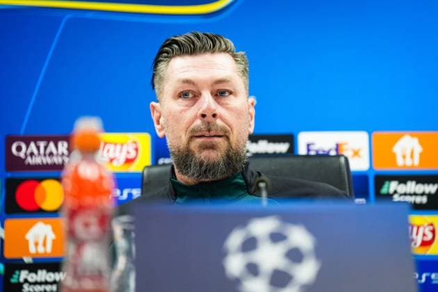 Champions League 2024-2025: press conference, PK, Pressekonferenz of Feyenoord Rotterdam - Feyenoord interim coach Pascal Bosschaart during the press conference of Feyenoord in preparation of the Champions League duel against AC Milan at Stadion Feijenoord De Kuip on 11 February 2025 in Rotterdam, The Netherlands. Copyright: xYannickxVerhoevenx