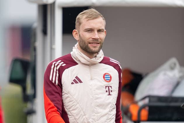 Konrad Laimer 27 (FC Bayern Muenchen), Abschlusstraining vor dem UEFA Champions League-Spiel gegen Celtic Glasgow, Saison 2024 2025 an der Saebener Strasse. 11.02.2025 DFB regulations prohibit any use of photographs as image sequences and or quasi-video Muenchen Bayern Deutschland