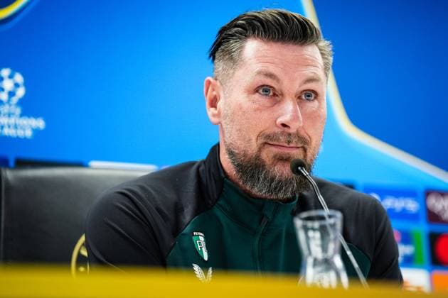 Champions League 2024-2025: press conference, PK, Pressekonferenz of Feyenoord Rotterdam - Feyenoord interim coach Pascal Bosschaart during the press conference of Feyenoord in preparation of the Champions League duel against AC Milan at Stadion Feijenoord De Kuip on 11 February 2025 in Rotterdam, The Netherlands. Copyright: xYannickxVerhoevenx