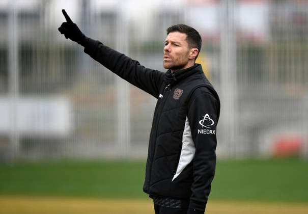 11.02.2025, xophax, Fussball , Bayer 04 Leverkusen Training, Trainingswoche vor dem Top-Spiel gegen Bayer München, Trainer Xabi Alonso (DFL DFB REGULATIONS PROHIBIT ANY USE OF PHOTOGRAPHS as IMAGE SEQUENCES and or QUASI-VIDEO) Leverkusen