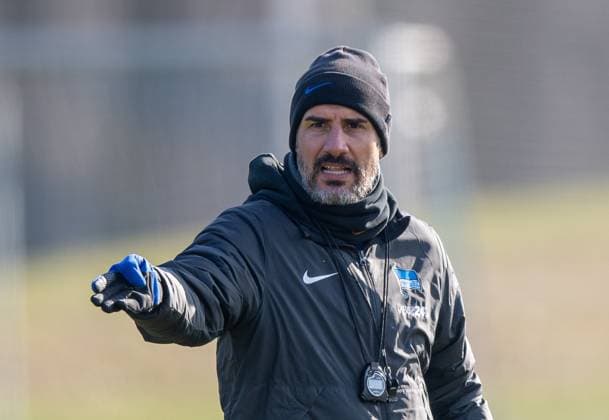 Fussball, Herren, Saison 2024 25, 2. Bundesliga, Hertha BSC, Training, Trainer Cristian Fiel (Hertha BSC), 11.02. 2025, *** Football, Men, Season 2024 25, 2 Bundesliga, Hertha BSC, Training, Coach Cristian Fiel Hertha BSC , 11 02 2025, Copyright: xSebastianxRäppold MatthiasxKochx