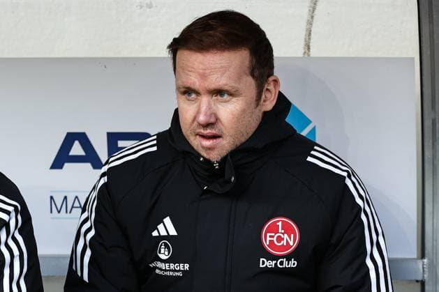 Sportdirektor Olaf Rebbe (1.FC Nürnberg) - 2. Fußball Bundesliga Saison 2024-2025 1. FC Magdeburg vs. 1. FC Nürnberg in der Avnet Arena in Magdeburg - Fußball,Mann,Männer,Deutschland,08.02.2025 *** Sports Director Olaf Rebbe 1 FC Nürnberg 2 Soccer Bundesliga Season 2024 2025 1 FC Magdeburg vs 1 FC Nürnberg at the Avnet Arena in Magdeburg Soccer,Man,Men,Germany,08 02 2025