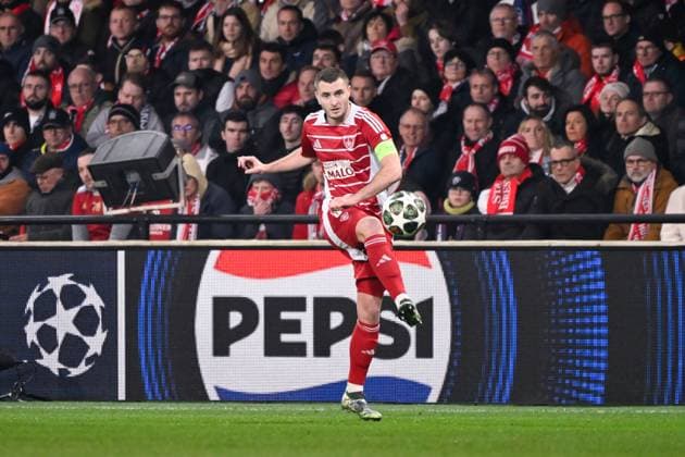 FOOTBALL : Brest vs PSG - Ligue des Champions - 11 02 2025 CHARDONNET Brendan ( 5 - Brest ) during the UEFA Champions League match between Stade Brestois 29 and Paris Saint Germain at Stade de Roudourou on February 11, 2025 in Guingamp, France. ( Photo by Dante Badano PsnewZ ) - GuingampFrance  Copyright: xDantexBadanox