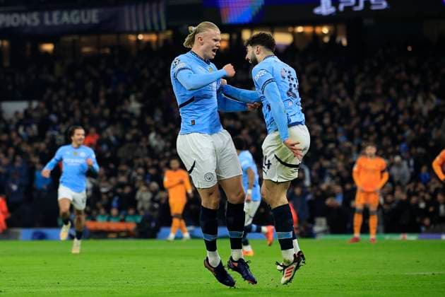 Manchester City v Real Madrid Champions League 11 02 2025. Erling Haaland (9) of Manchester City celebrates scoring with Josko Gvardiol (24) of Manchester City to make it 1-0 during the Champions League match between Manchester City and Real Madrid at the Etihad Stadium, Manchester, England on 11 February 2025. Manchester Etihad Stadium Manchester England Editorial use only , Copyright: xConorxMolloyx PSI-21439-0025