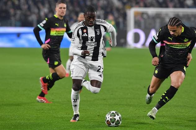 Foto IPP Massimo Rana Torino 11-02-2025 Calcio Champions League 2024 2025 playoff partita di andata Juventus-Psv Eindhoven nella foto timothy weah Italy Photo Press - World Copyright italy ITALY  Copyright: xR4924_italyphotopressx