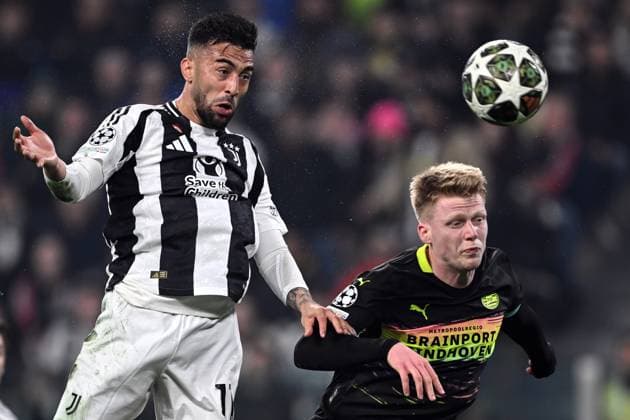 Sport Bilder des Tages Mg Torino 11 02 2025 - Champions League Juventus-Psv Eindhoven foto Matteo Gribaudi Image nella foto: Nicolas Gonzalez-Jerdy Schouten 