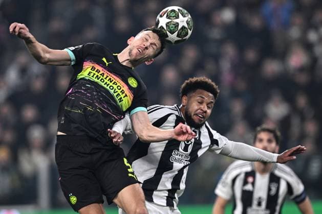 Mg Torino 11 02 2025 - Champions League Juventus-Psv Eindhoven foto Matteo Gribaudi Image nella foto: Ivan Perisic-Weston McKennie 