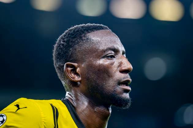 11.02.2025, Fussball: UEFA Champions League, Saison 2024 2025, Play Offs, Hinspiel, Sporting CP Lissabon - Borussia Dortmuna im Estadio Jose Alvalade in Lissabon. Dortmunds Serhou Guirassy jubelt nach seinem Tor zum 0:1. Foto: Kirchner-Media Thomas Haesler WICHTIGER HINWEIS: Gemäß den Vorgaben der UEFA ist es untersagt, in dem Stadion und oder vom Spiel angefertigte Fotoaufnahmen in Form von Sequenzbildern und oder videoähnlichen Fotostrecken zu verwerten bzw. verwerten zu lassen. Copyright: xKirchner-Media ThomasxHaeslerx