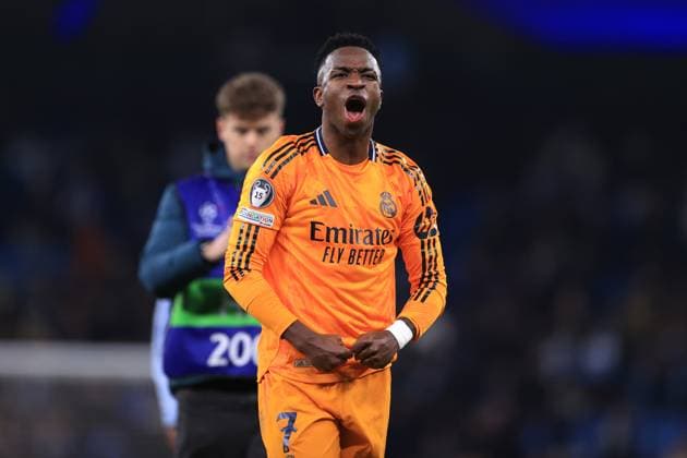 Football - UEFA Champions League - Knockout Play-Off (1st Leg) - Manchester City v Real Madrid 11th February 2025 - UEFA Champions League - Knockout Play-Off (1st Leg) - Manchester City v Real Madrid - Vinicius Junior of Real Madrid celebrates their victory - Photo: Simon Stacpoole Offside. Manchester UK Copyright: xSimonxStacpoolexOffside